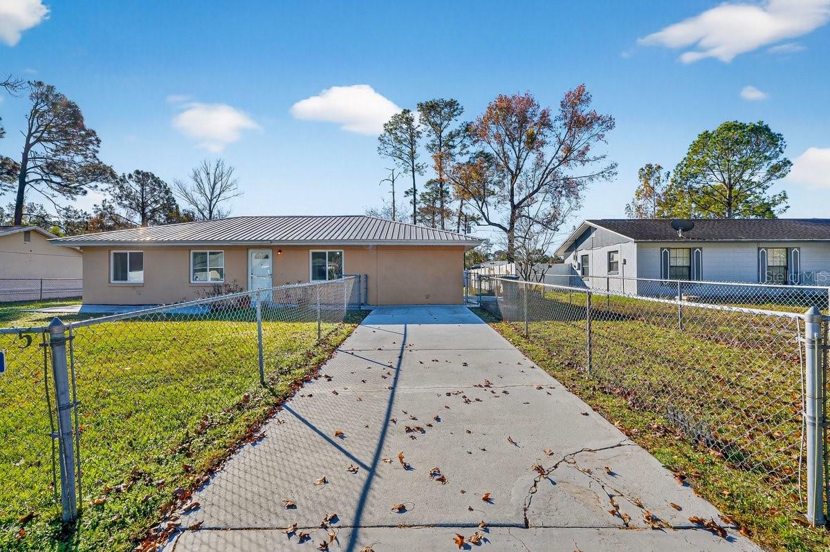 DAYTONA HIGHRIDGE ESTATES ADD UNIT 01 - Residential