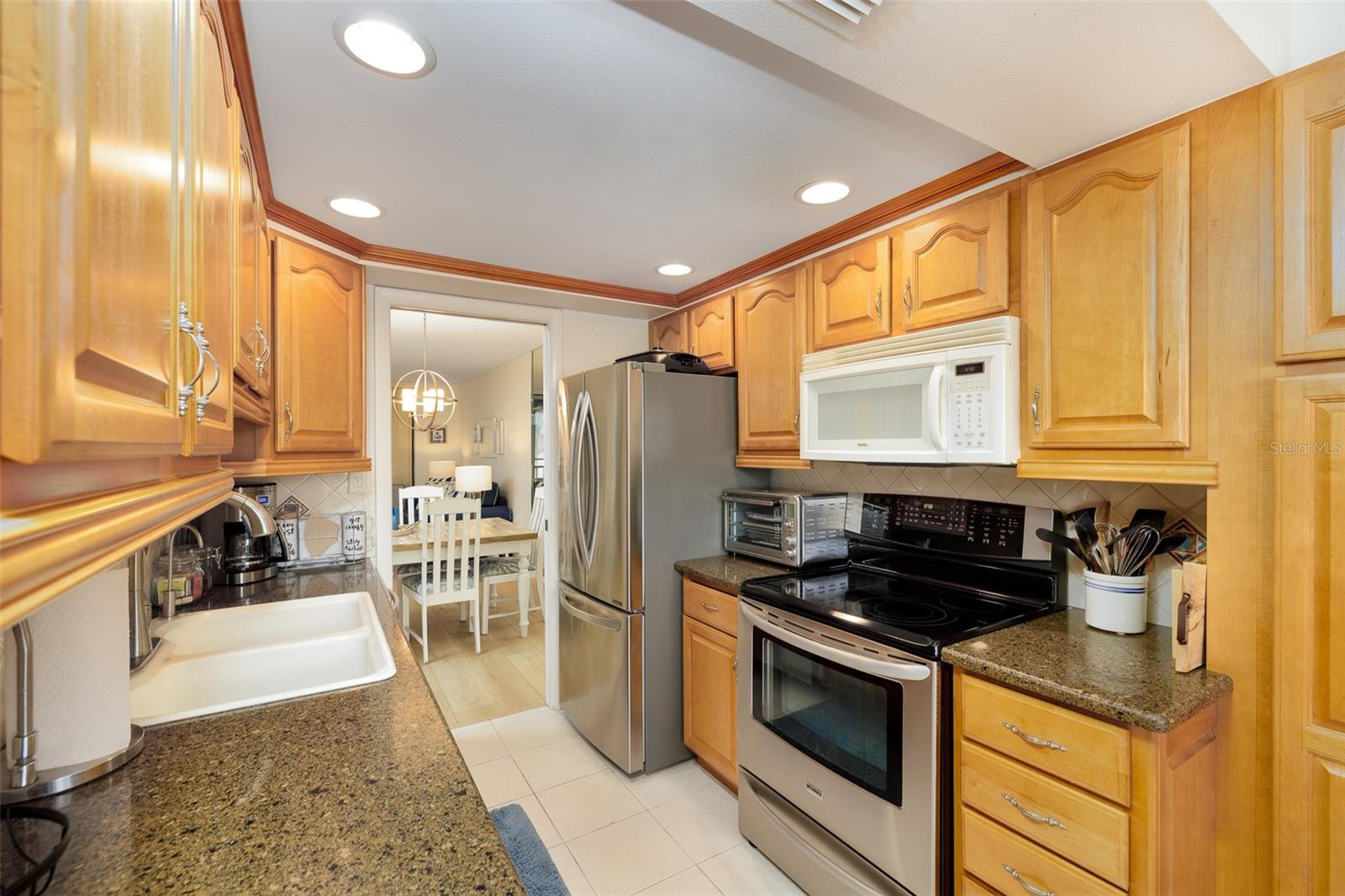 PASADENA COVE CONDO - Residential