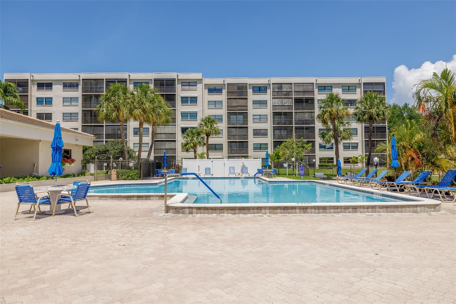 PASADENA COVE CONDO - Residential