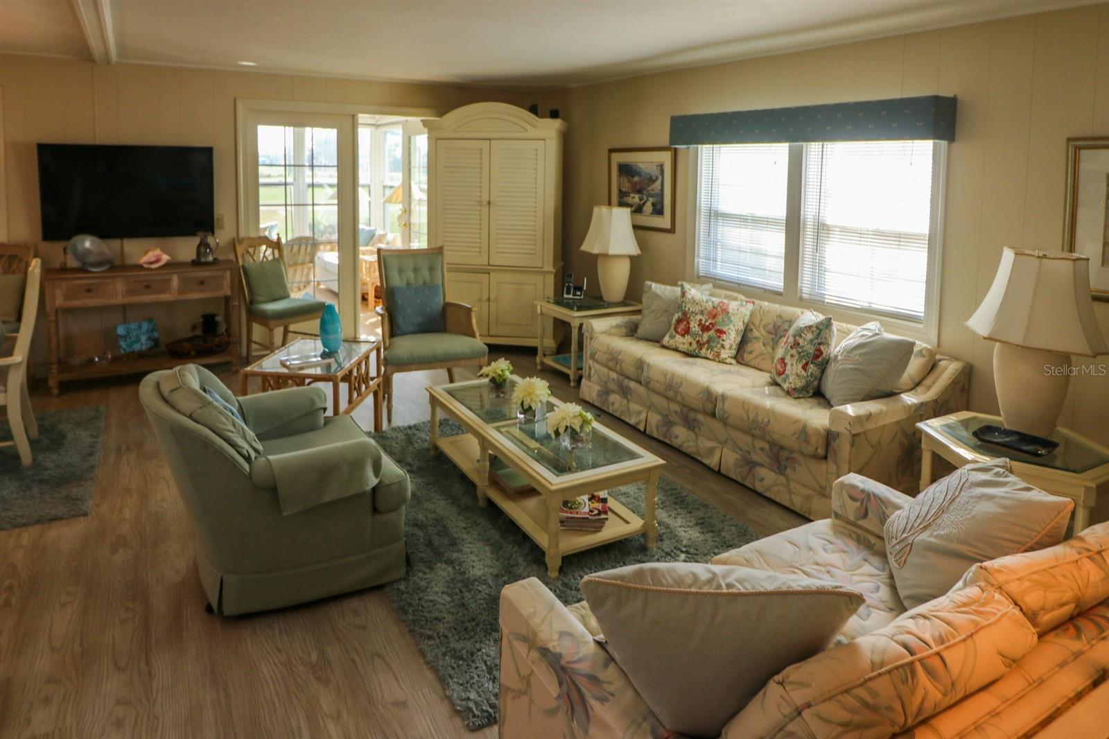 MAPLE LEAF ESTATES - Residential