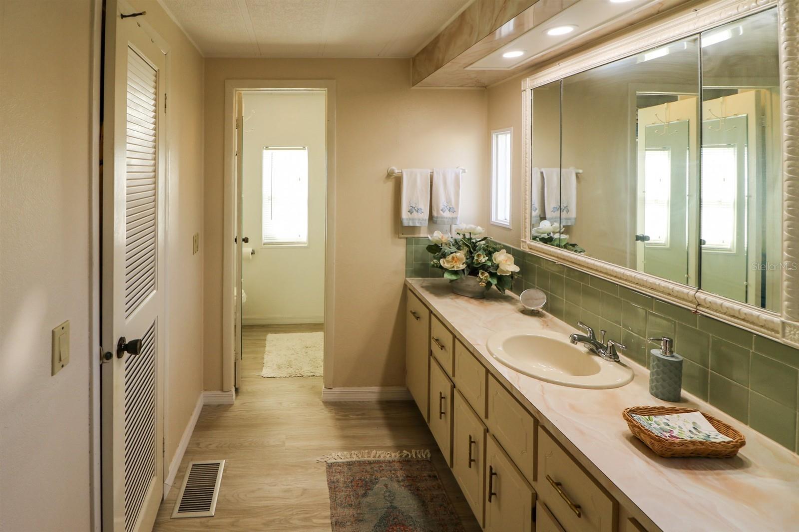 MAPLE LEAF ESTATES - Residential