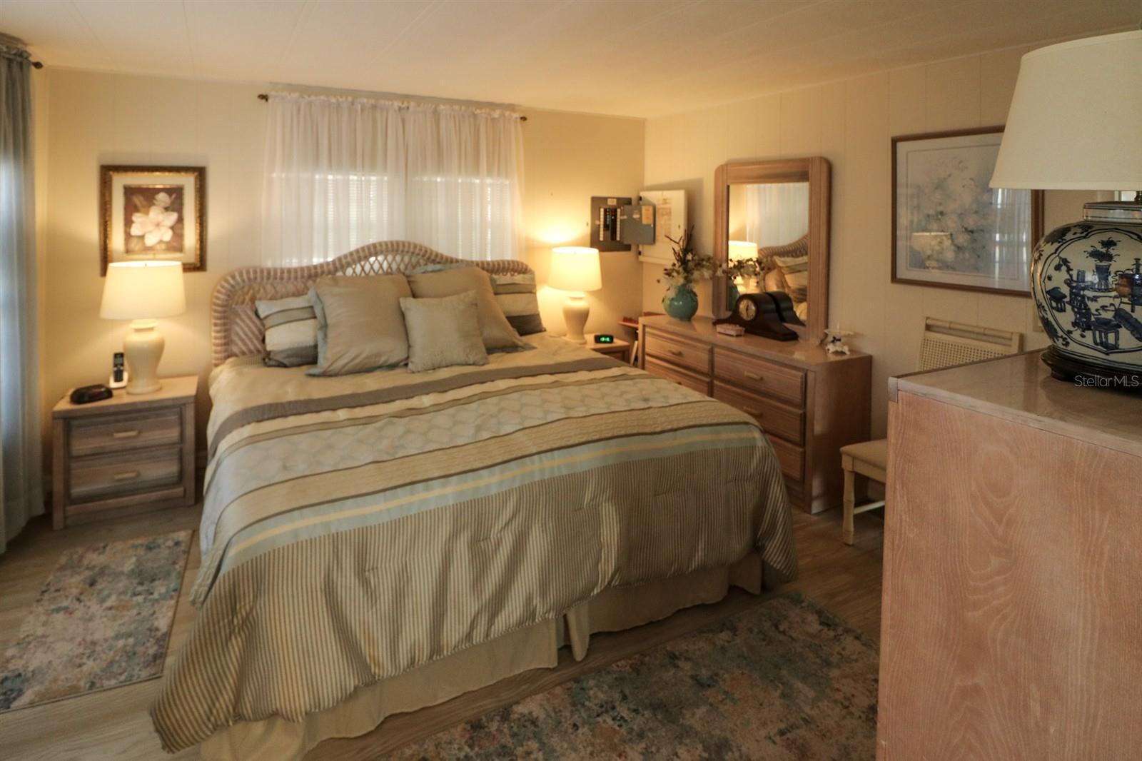 MAPLE LEAF ESTATES - Residential