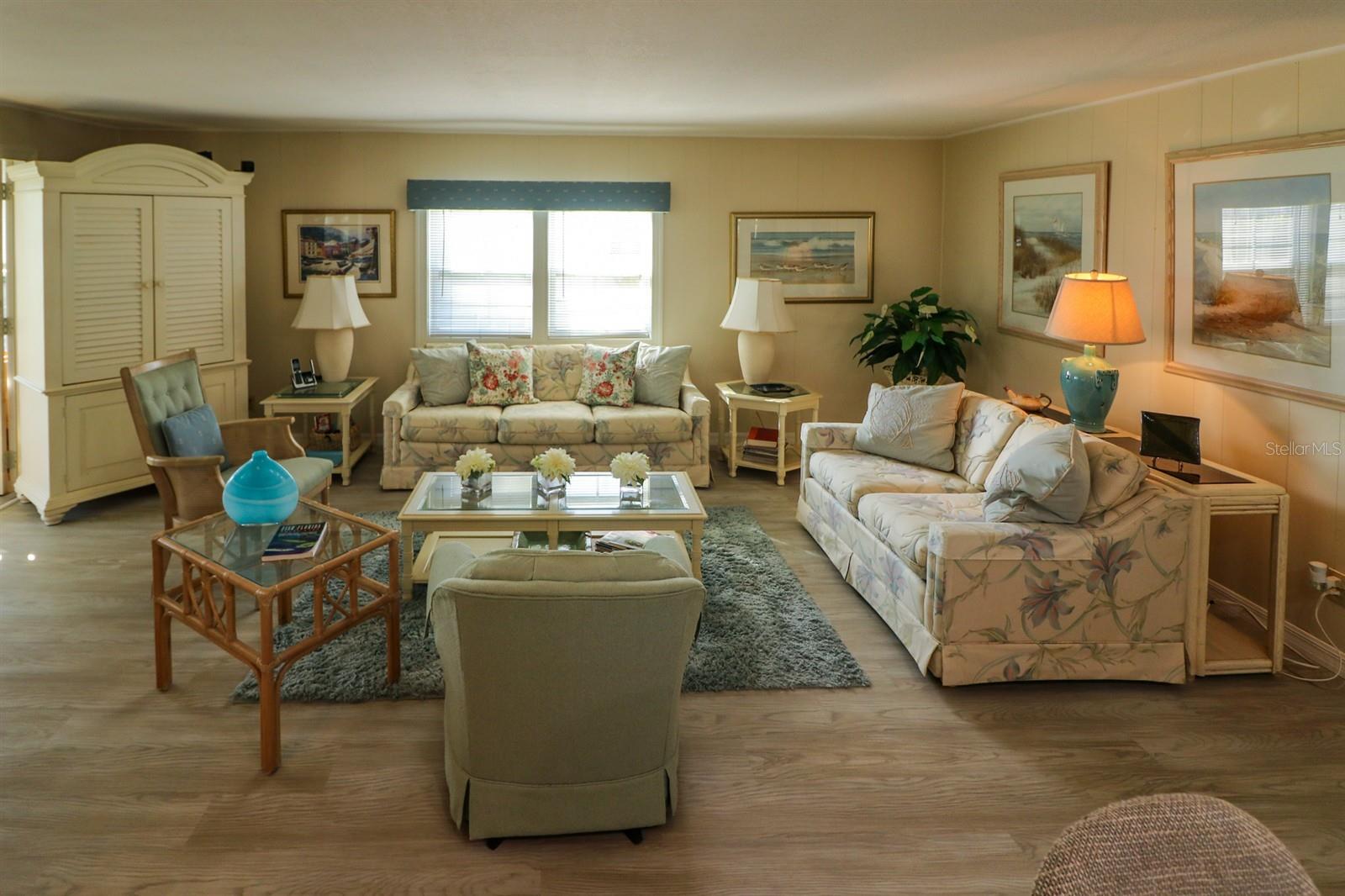 MAPLE LEAF ESTATES - Residential