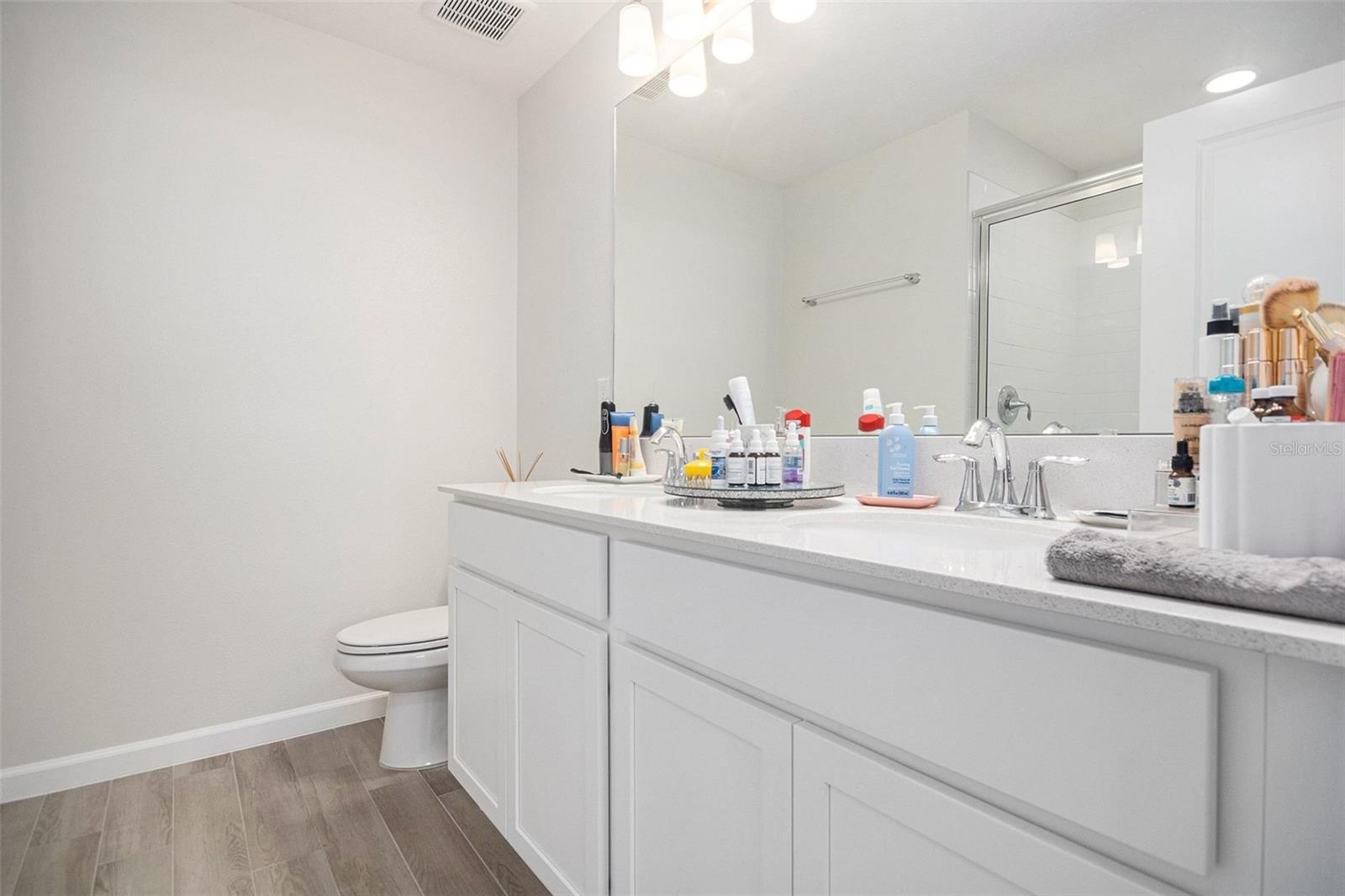 EDEN AT CROSS PRAIRIE - Residential