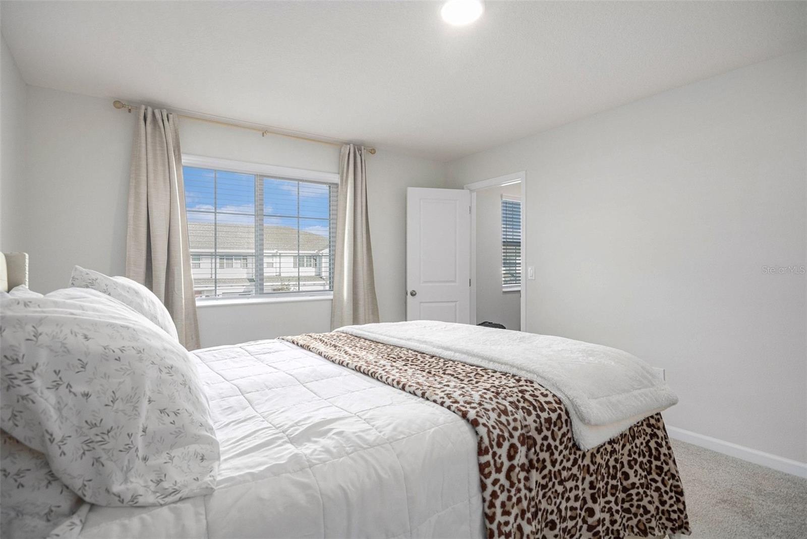 EDEN AT CROSS PRAIRIE - Residential