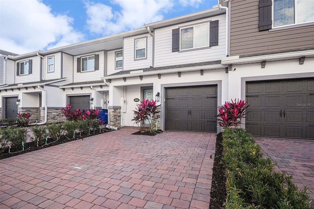 Photo of 4986 Prairie Preserve Run, Saint Cloud, FL 34772 (MLS # S5141480)