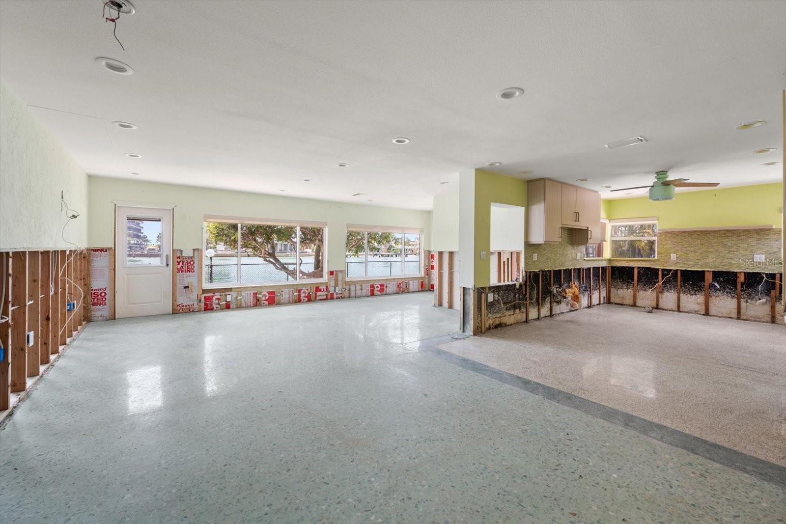 ST. PETERSBURG BEACH NORTH - Residential