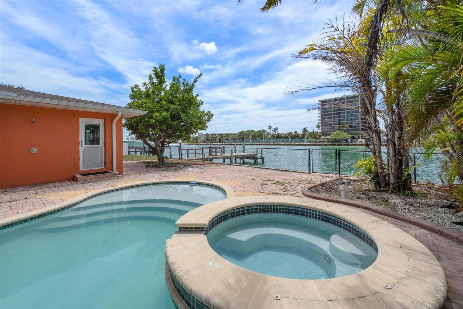 ST. PETERSBURG BEACH NORTH - Residential