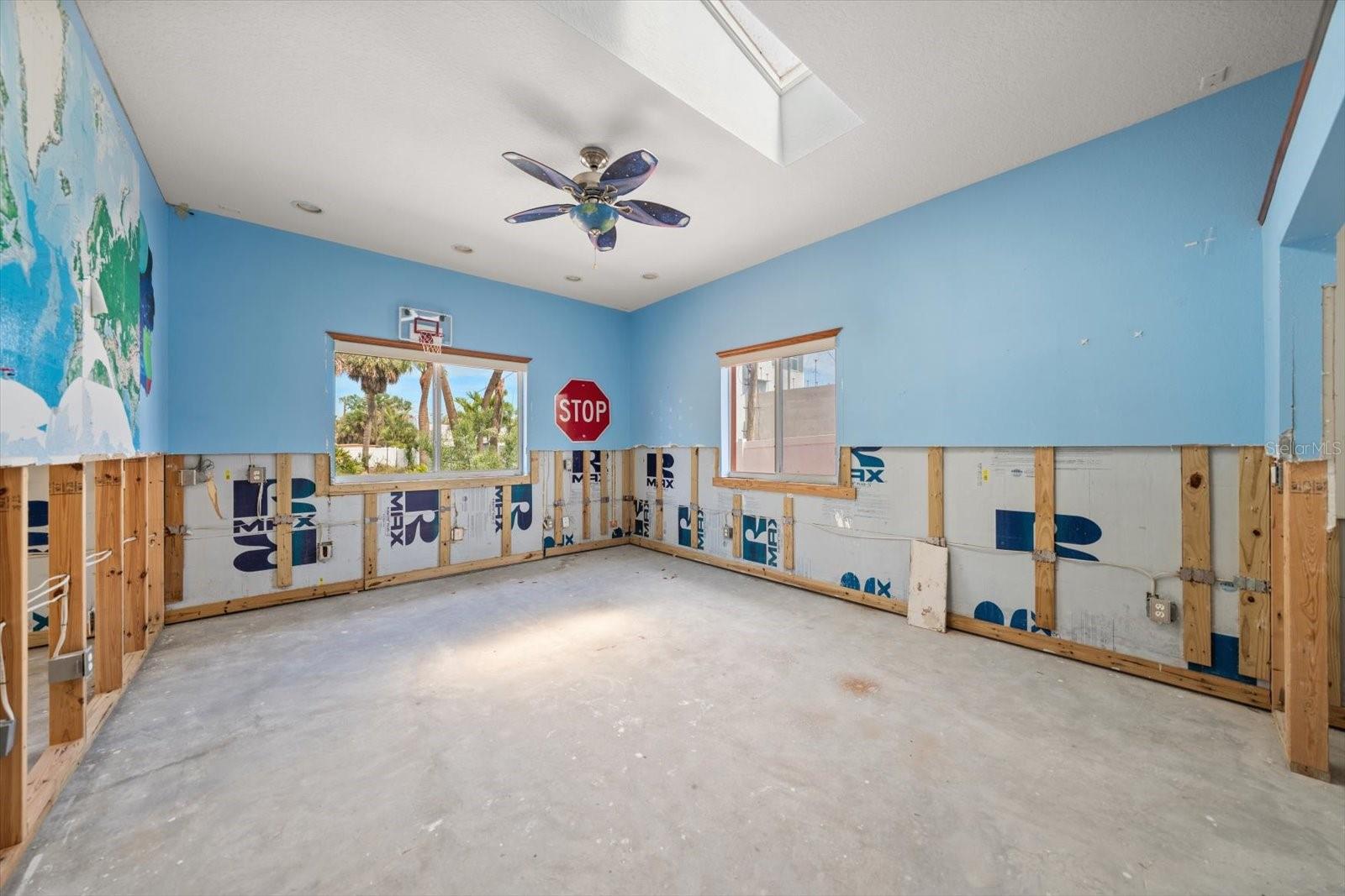 ST. PETERSBURG BEACH NORTH - Residential