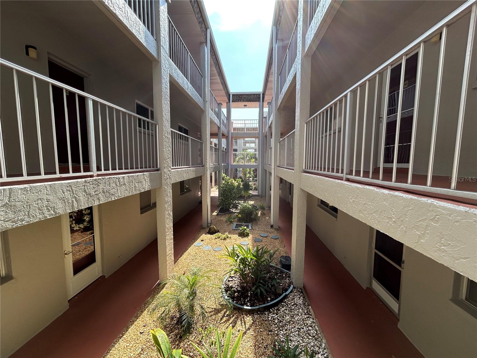 GLEN OAKS GARDEN APTS 1 - Residential