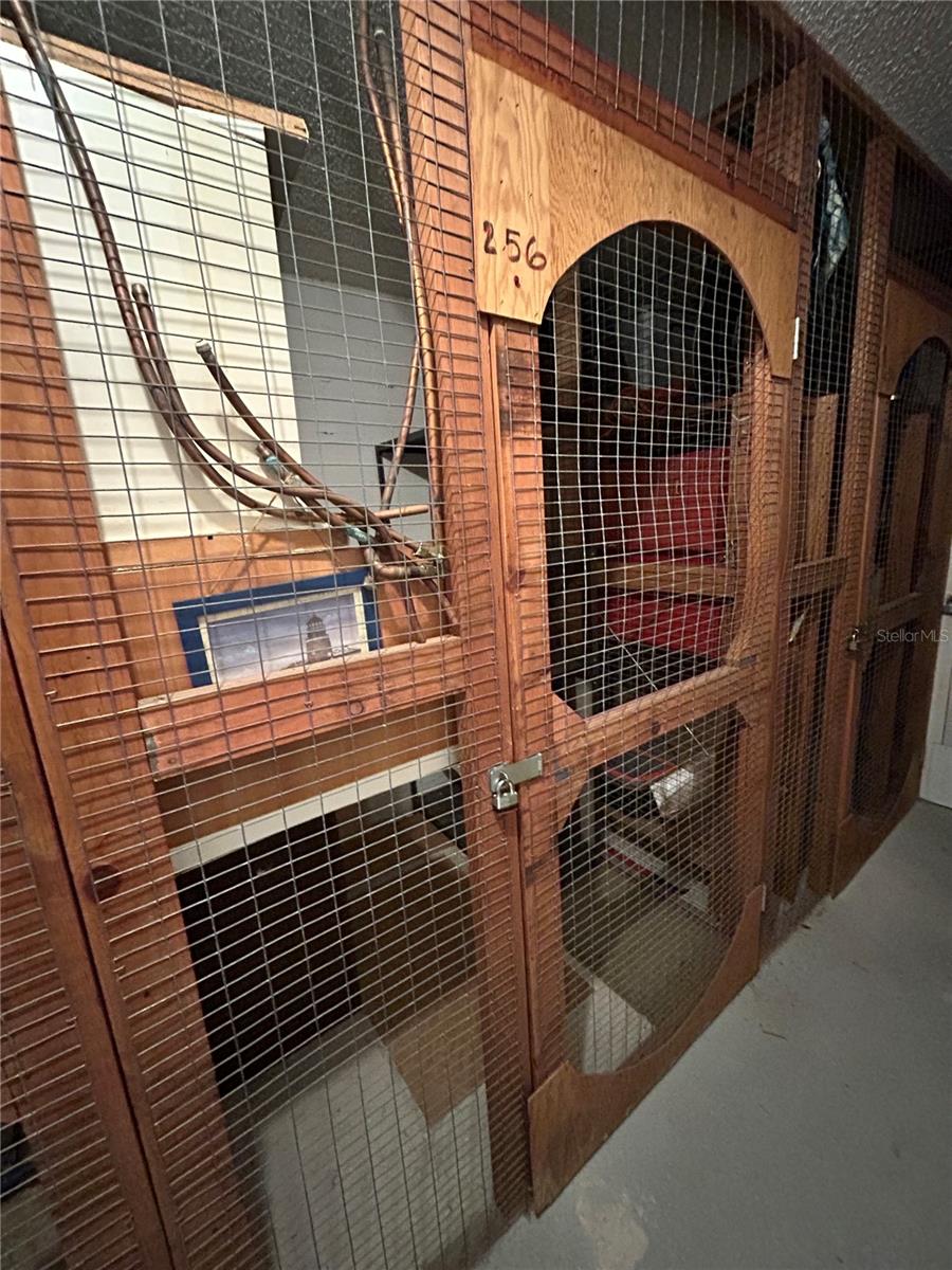 GLEN OAKS GARDEN APTS 1 - Residential