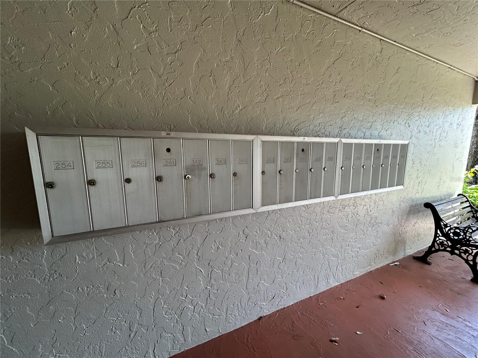 GLEN OAKS GARDEN APTS 1 - Residential