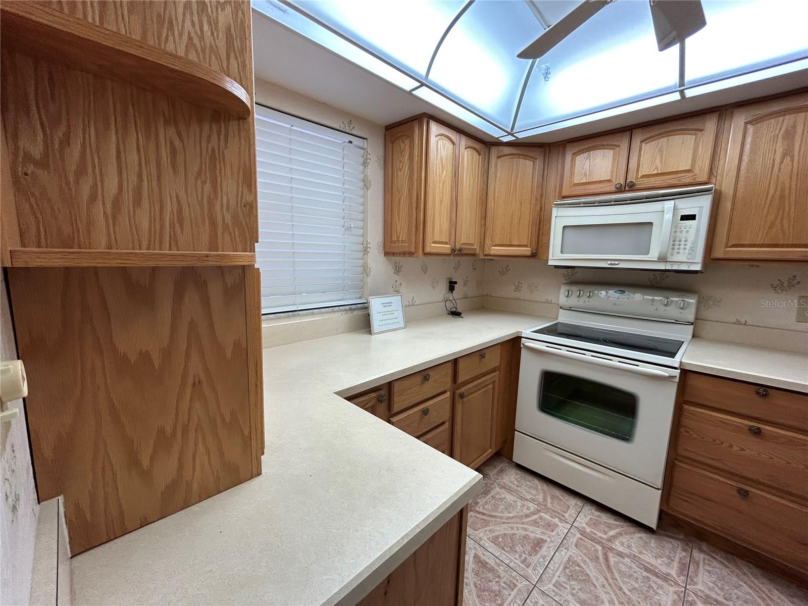 GLEN OAKS GARDEN APTS 1 - Residential