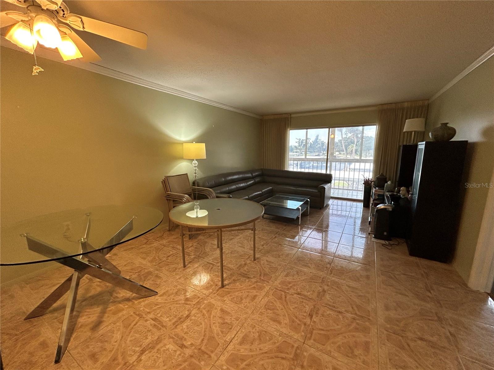 GLEN OAKS GARDEN APTS 1 - Residential