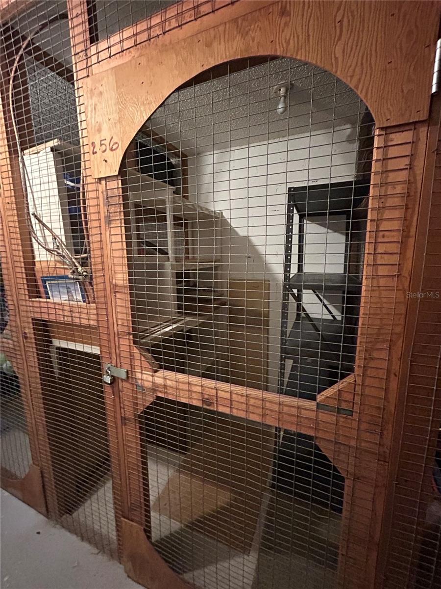 GLEN OAKS GARDEN APTS 1 - Residential