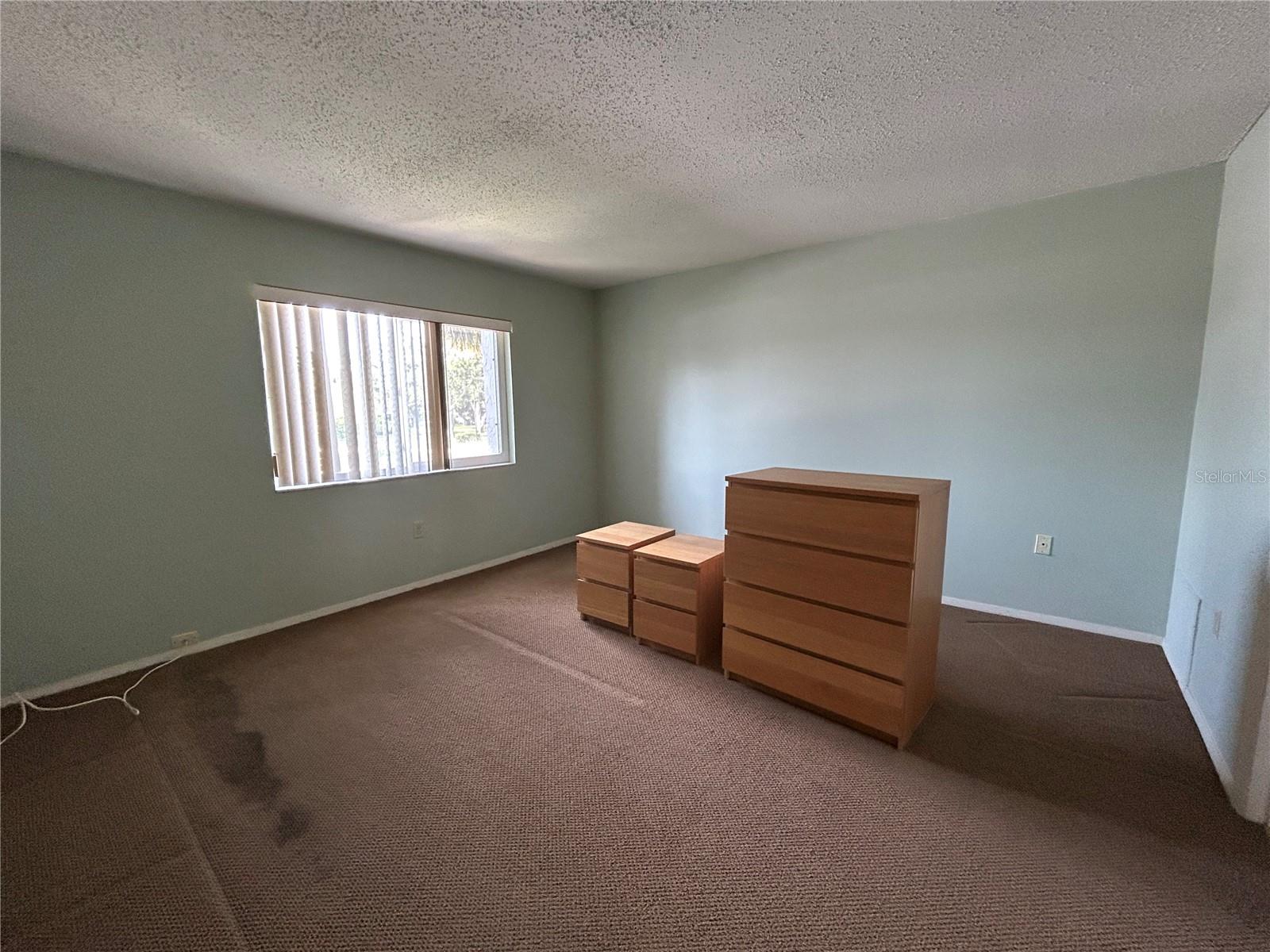 GLEN OAKS GARDEN APTS 1 - Residential