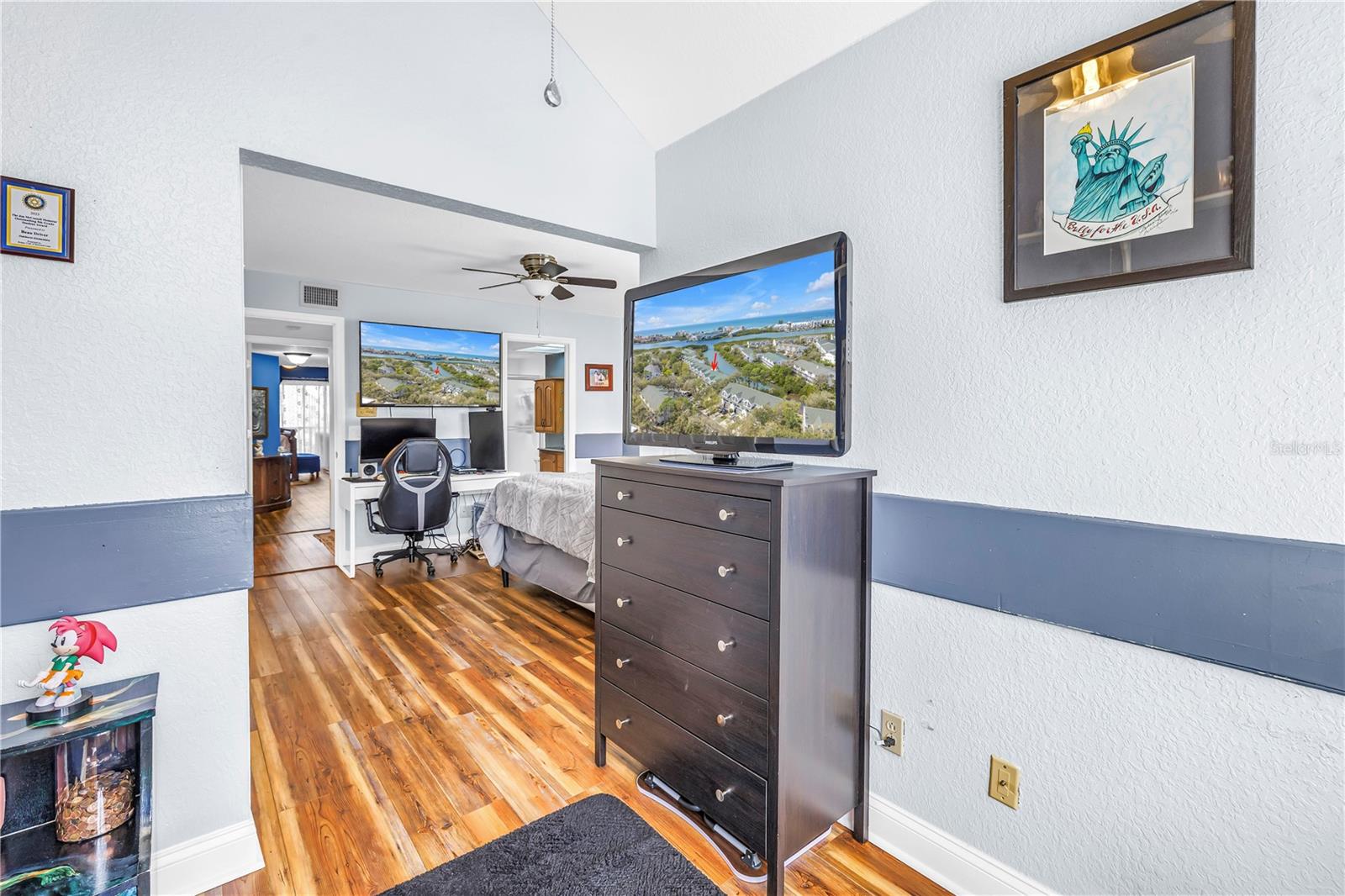 TARA CAY SOUND SOUTH II - Residential