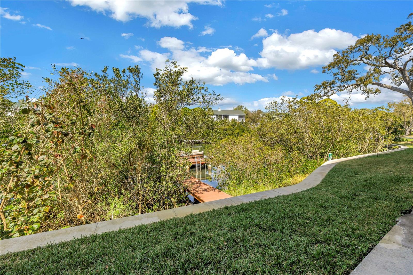 TARA CAY SOUND SOUTH II - Residential