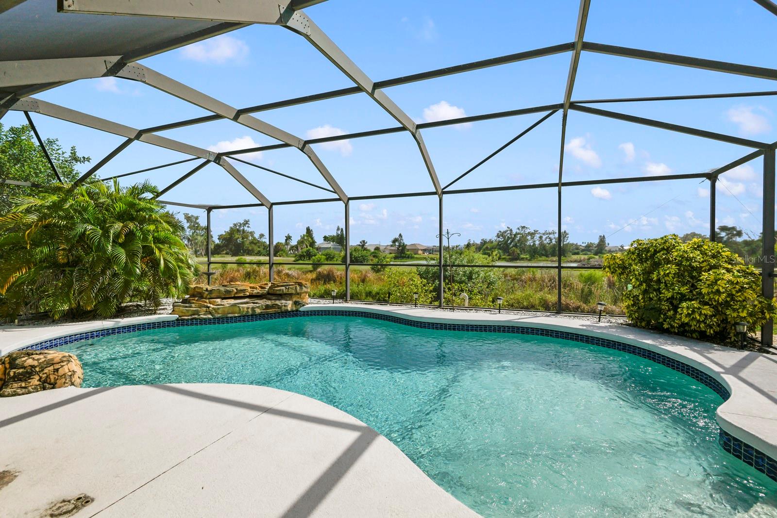 744 FLAMINGO DRIVE