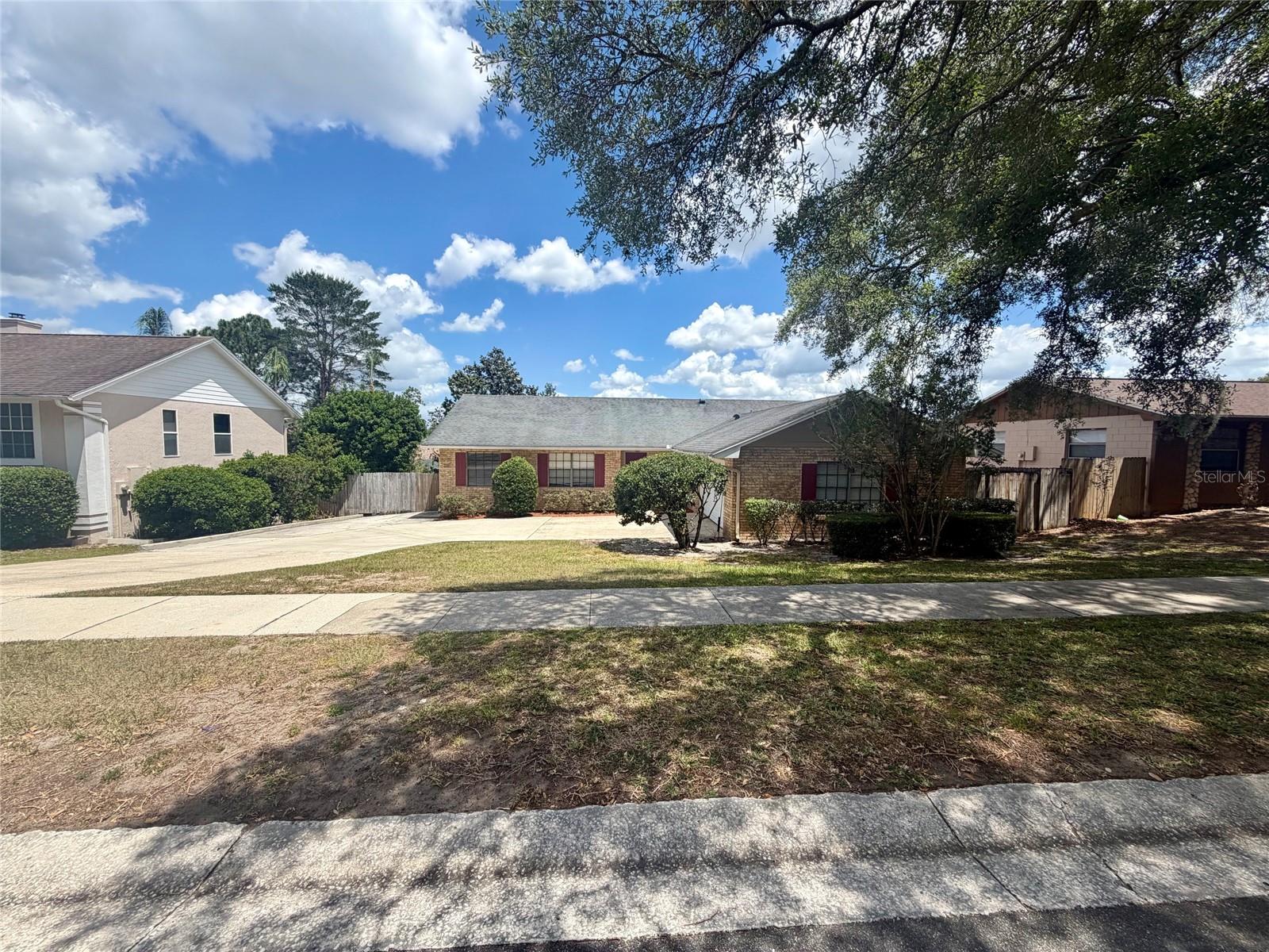 FOXWOOD PH 1 - Residential Lease