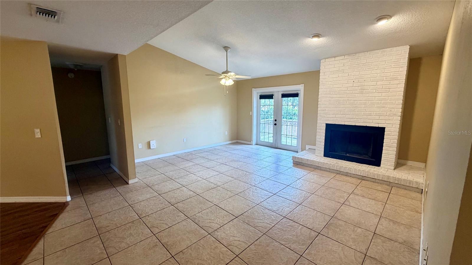 FOXWOOD PH 1 - Residential Lease