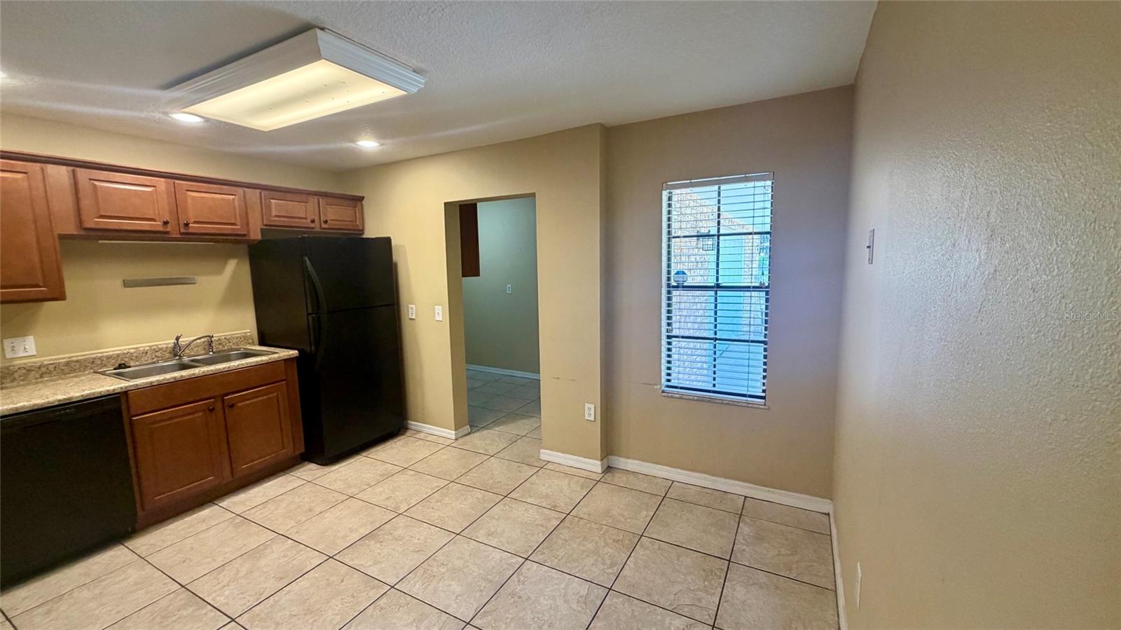 FOXWOOD PH 1 - Residential Lease