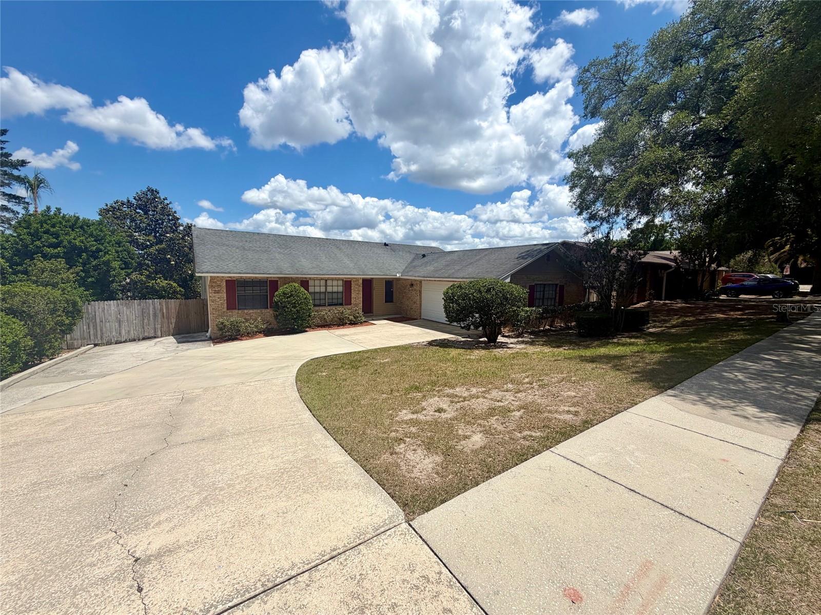 FOXWOOD PH 1 - Residential Lease