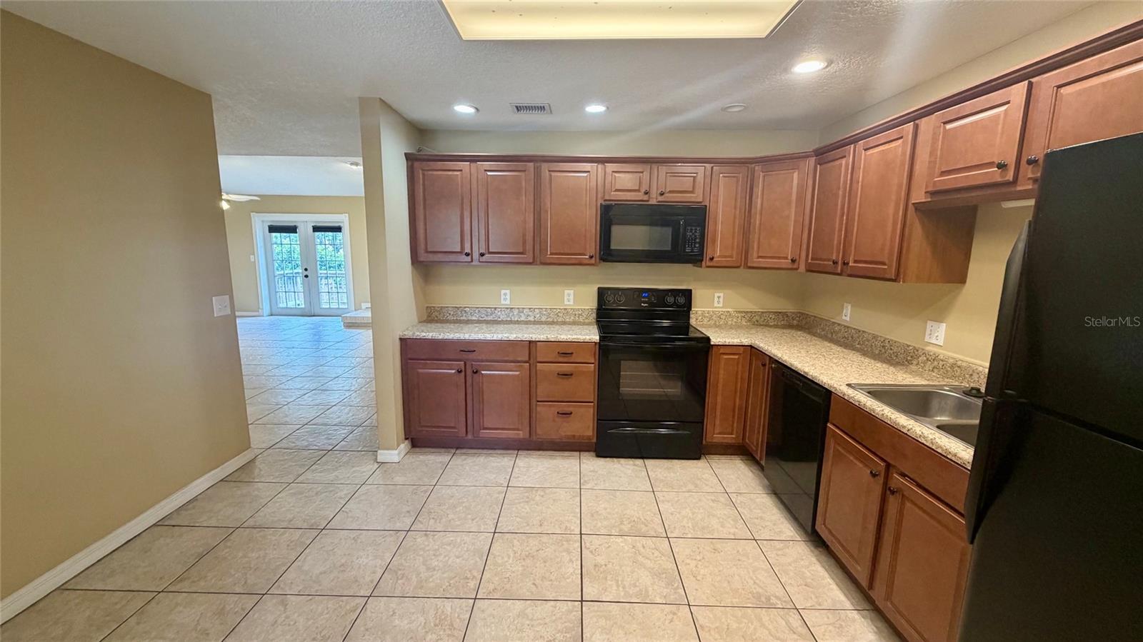 FOXWOOD PH 1 - Residential Lease