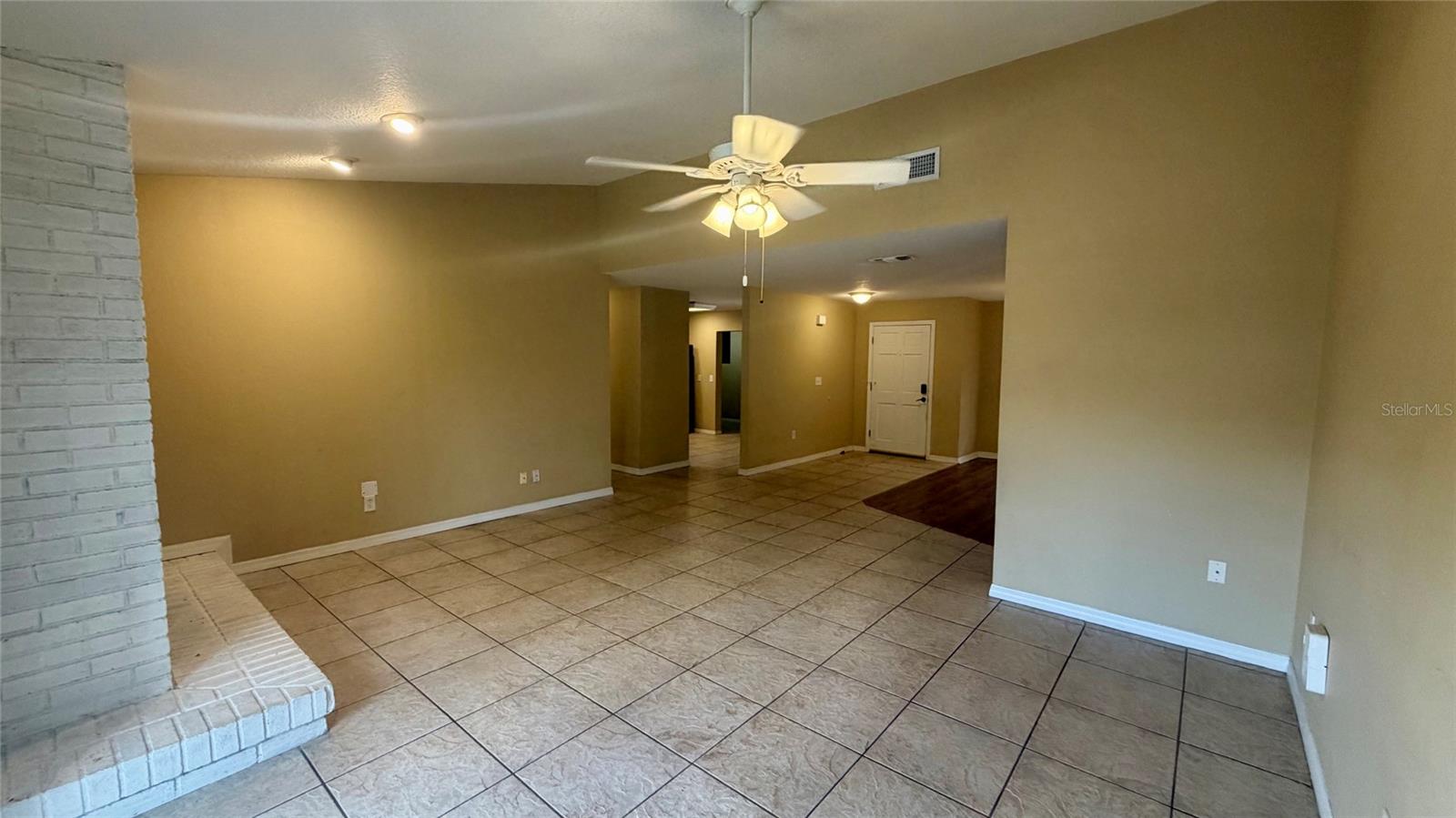FOXWOOD PH 1 - Residential Lease