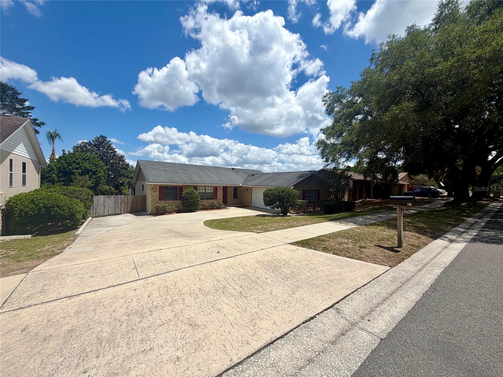 FOXWOOD PH 1 - Residential Lease