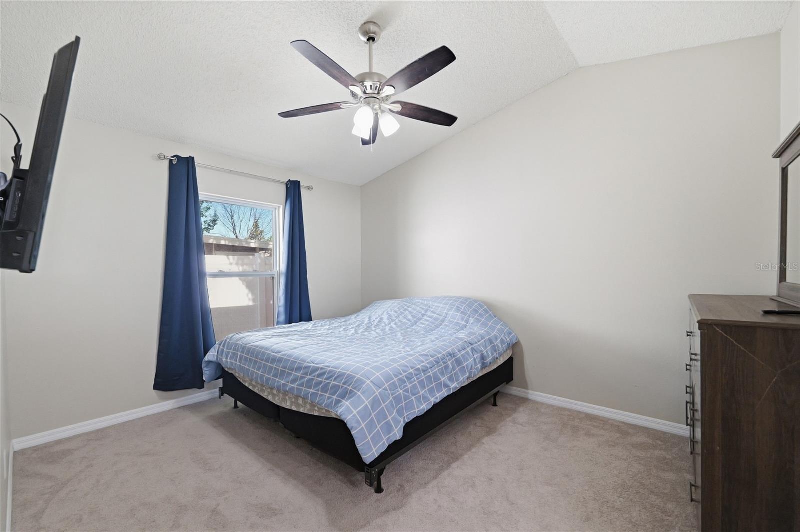 VALRICO VISTA - Residential
