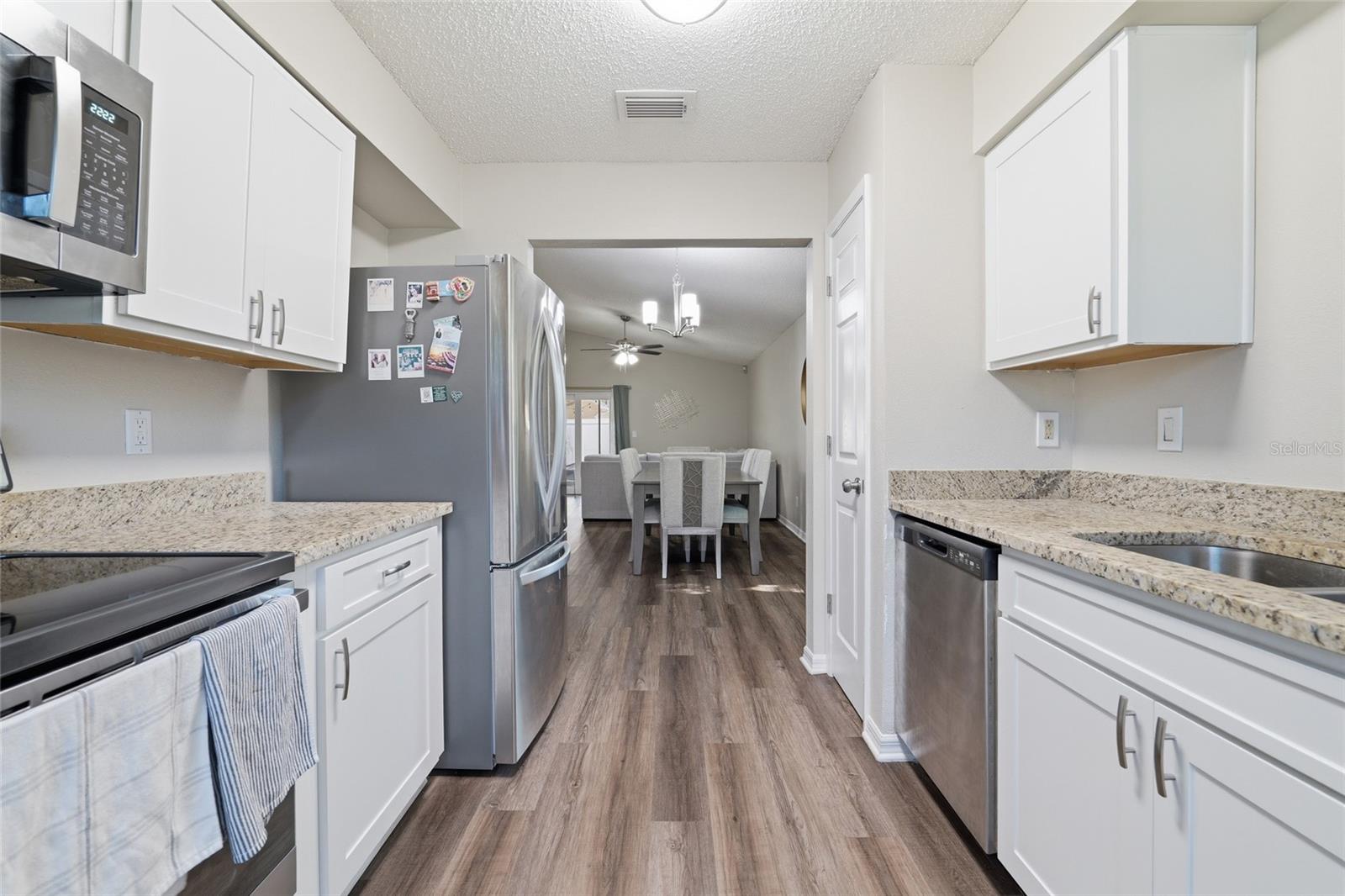 VALRICO VISTA - Residential