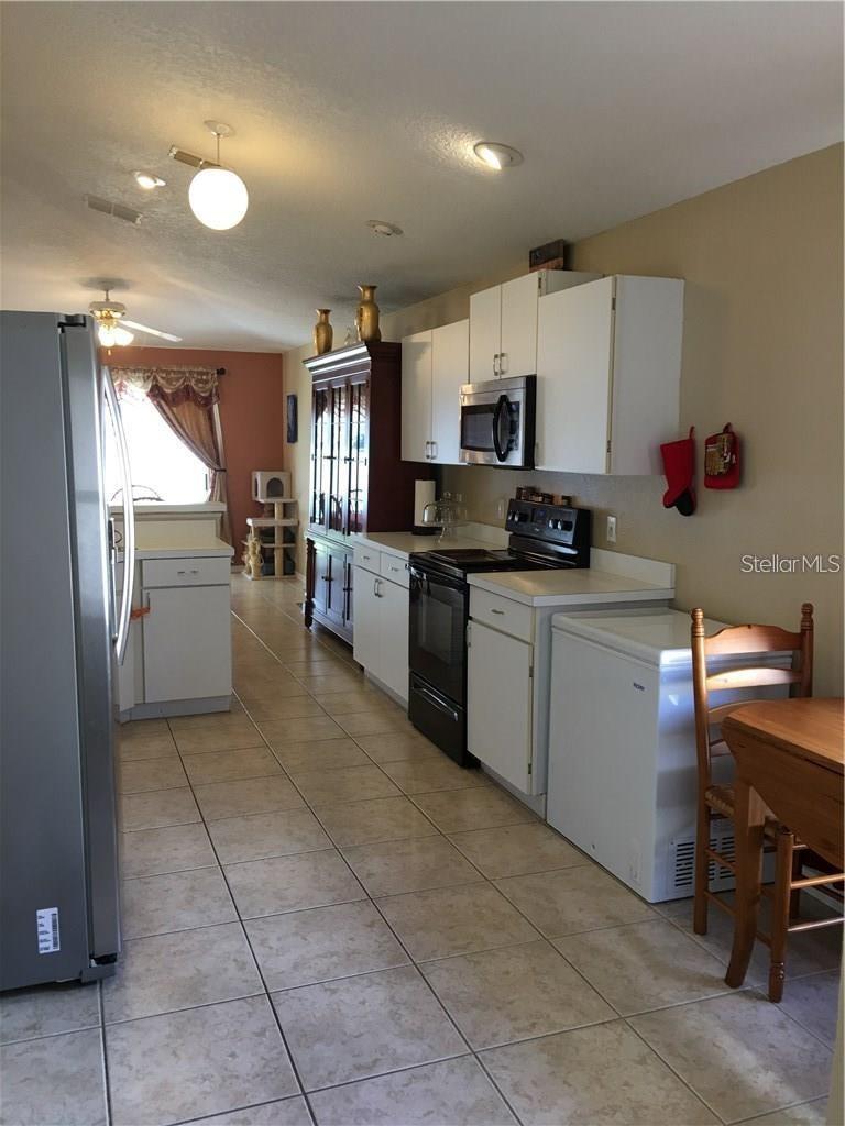 CHASE GROVES UNIT 9 - Residential