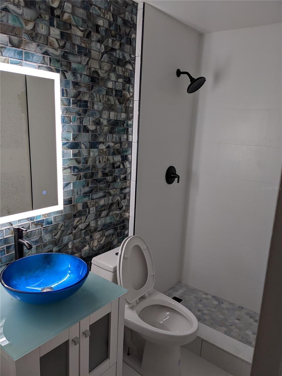 CHASE GROVES UNIT 9 - Residential