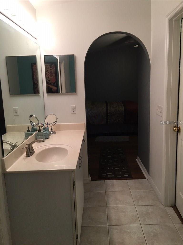 CHASE GROVES UNIT 9 - Residential