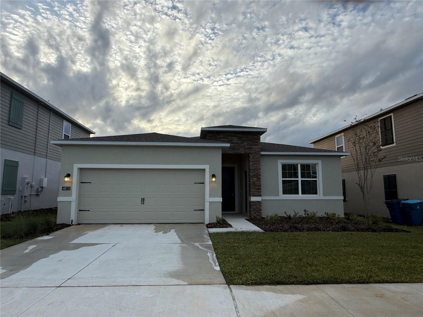 CROSSWINDS EAST PH 1 - Residential Lease