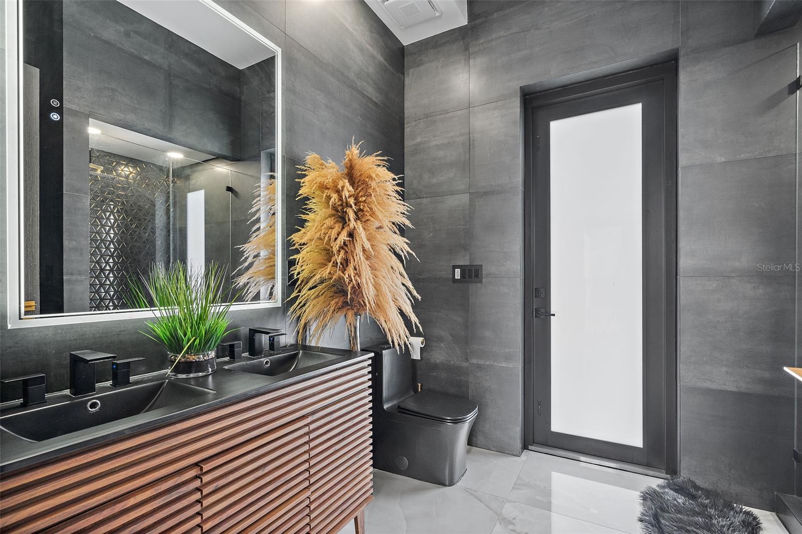 LEWIS ISLAND BAHAMA ISLES ADD - Residential Lease