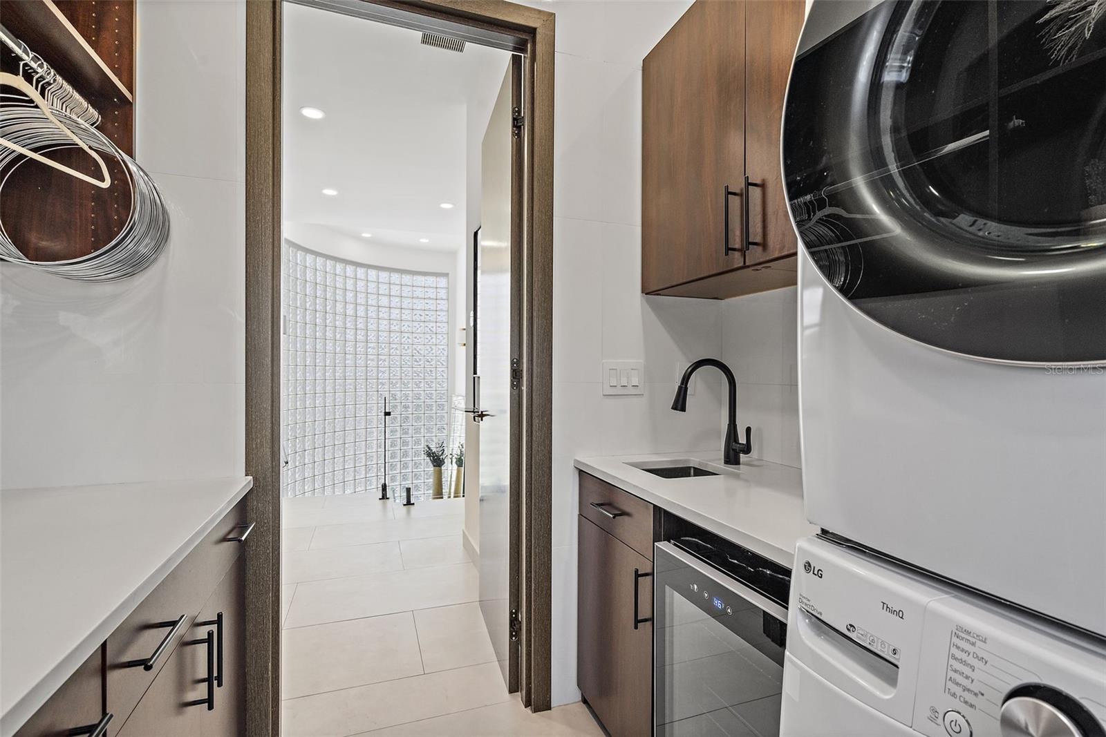 LEWIS ISLAND BAHAMA ISLES ADD - Residential Lease