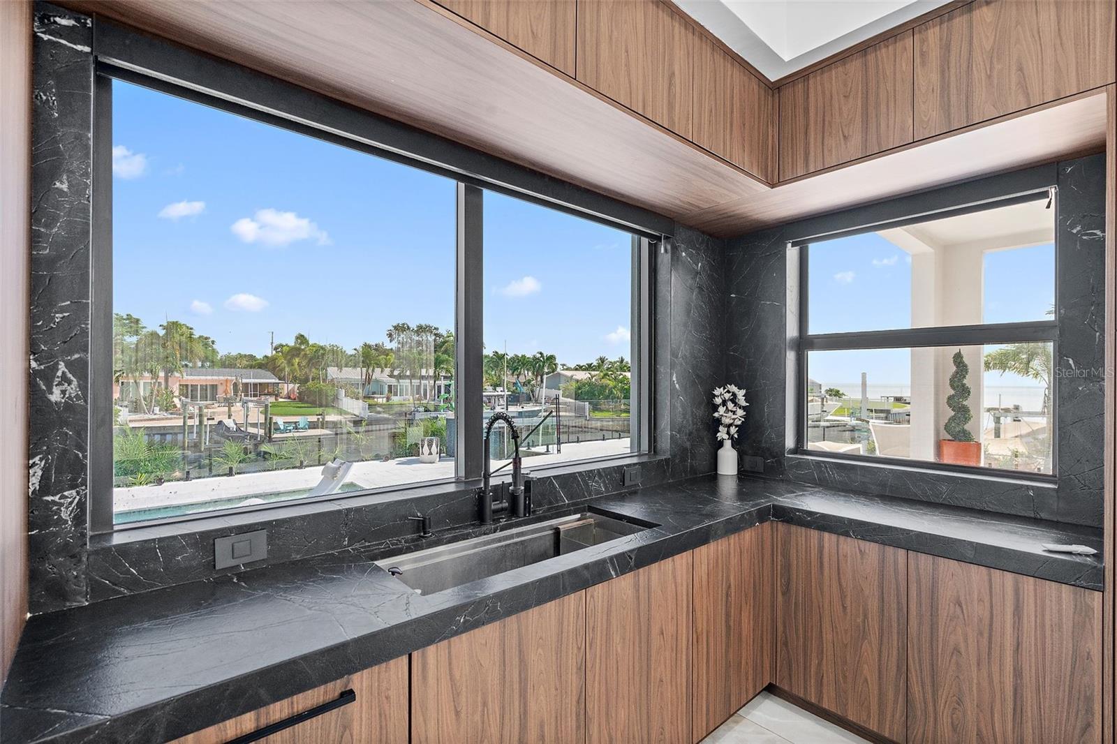 LEWIS ISLAND BAHAMA ISLES ADD - Residential Lease