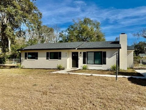 1819 OAK STREET DELAND FL 32724