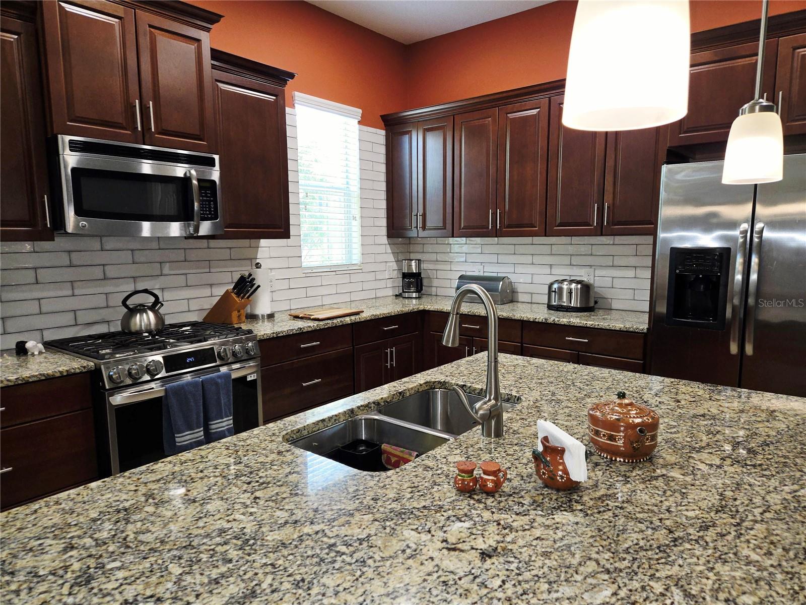 GRAND PALM PH 1A - Residential Lease