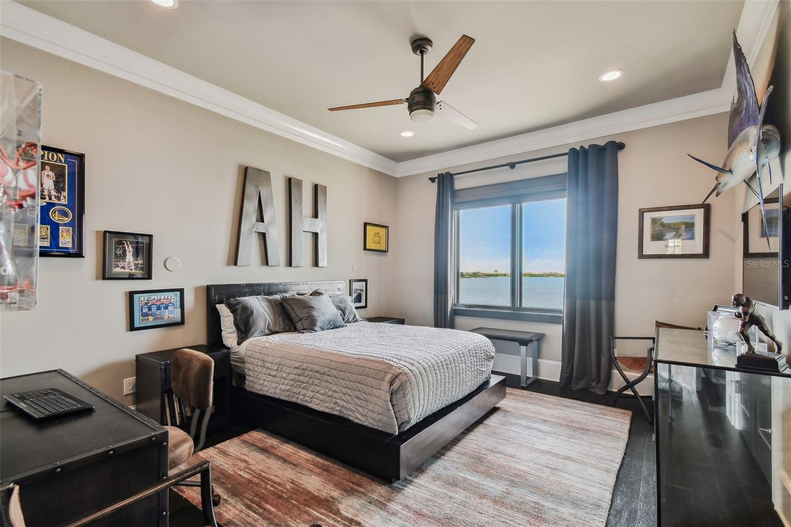 SUNSET PARK ISLES UNIT 1 - Residential