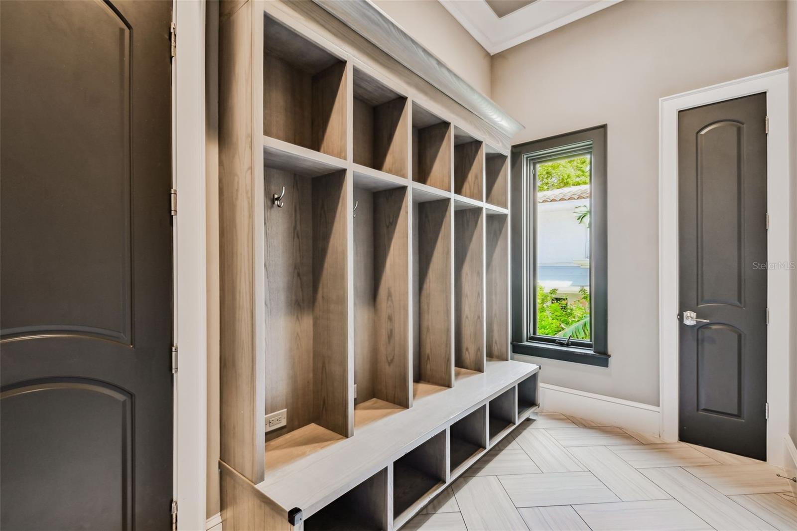 SUNSET PARK ISLES UNIT 1 - Residential