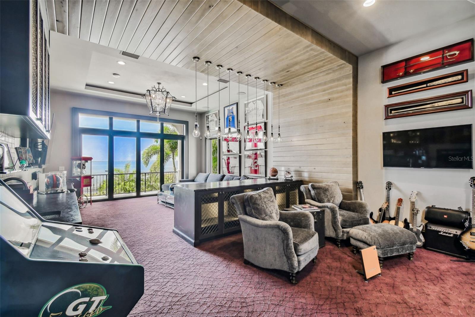 SUNSET PARK ISLES UNIT 1 - Residential