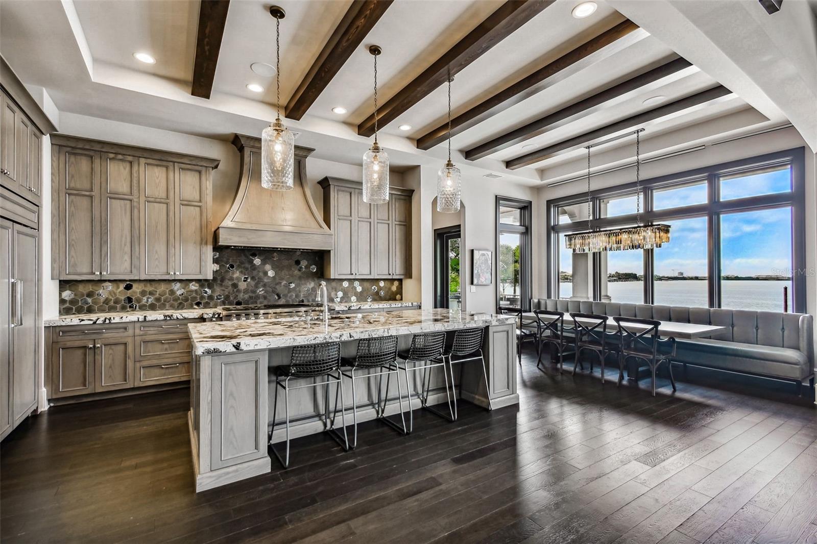 SUNSET PARK ISLES UNIT 1 - Residential
