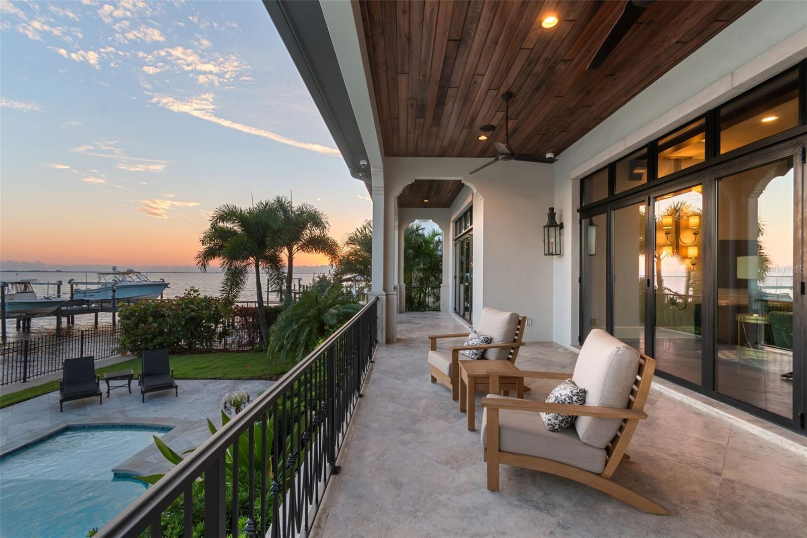 SUNSET PARK ISLES UNIT 1 - Residential
