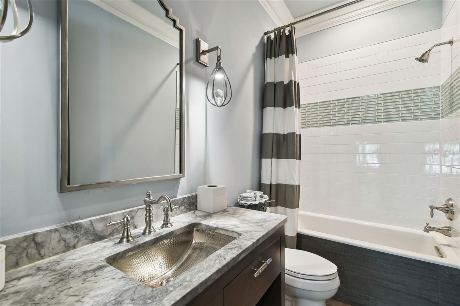 SUNSET PARK ISLES UNIT 1 - Residential