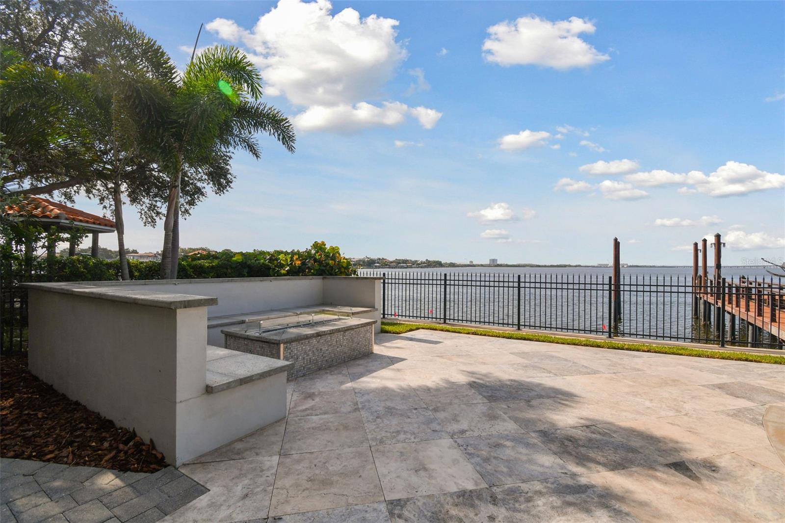 SUNSET PARK ISLES UNIT 1 - Residential
