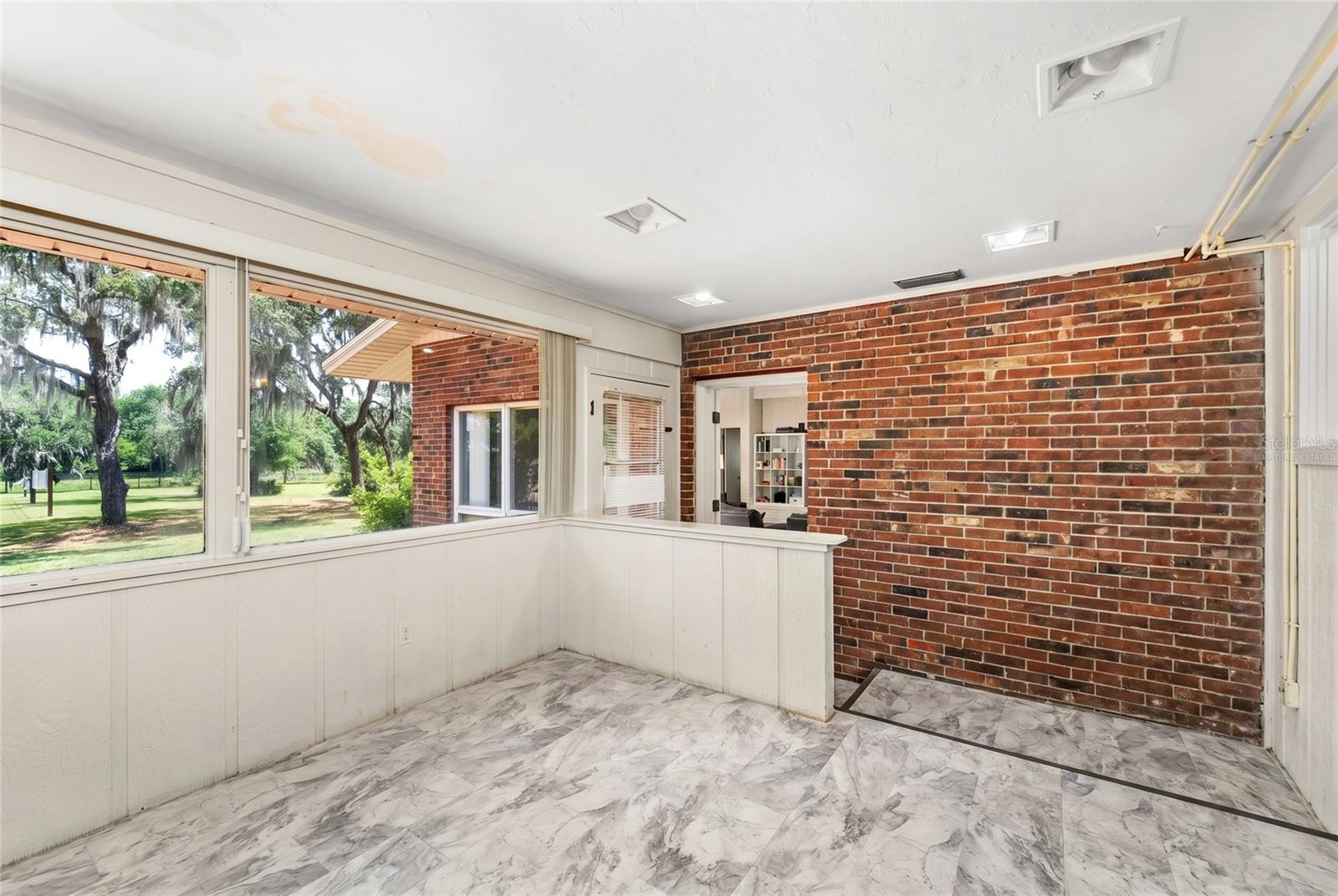 MINNETRISTA - Residential
