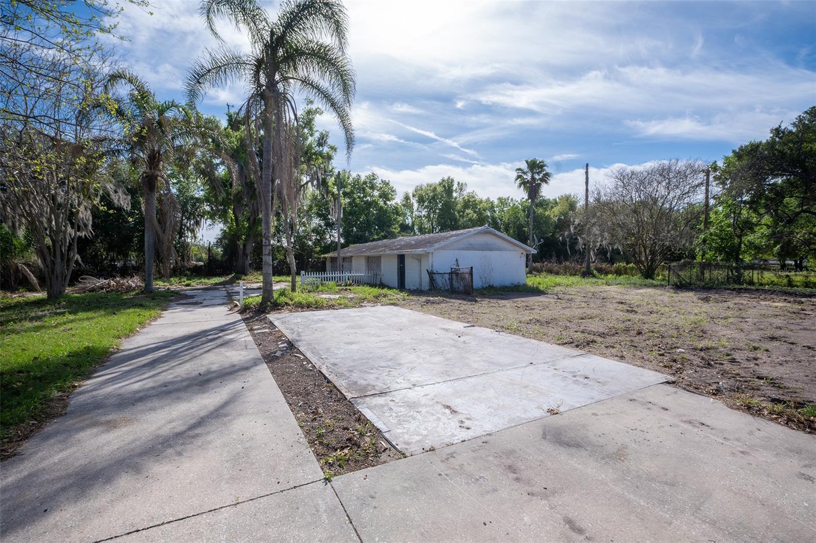 2910 FRANK MOORE ROAD